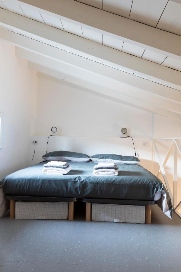Xenia Apartments - Moderno Appartamento In Fondazione Prada ミラノ エクステリア 写真