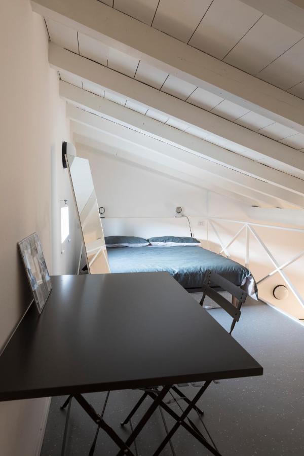 Xenia Apartments - Moderno Appartamento In Fondazione Prada ミラノ エクステリア 写真